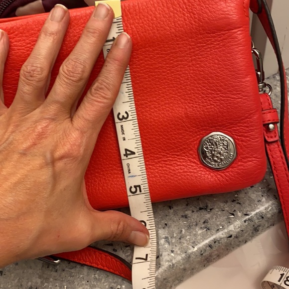 Small crossbody bag.  Gently used with no signs of wear.  Non-smoking home - Picture 5 of 8